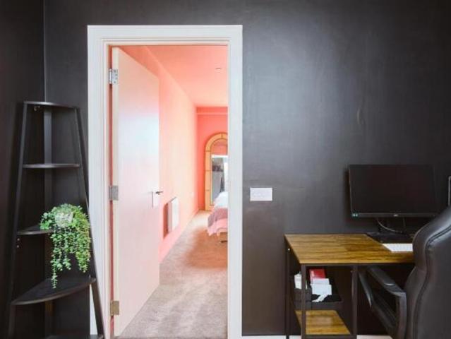 Flat for sale in Feckenham, City Of Bristol