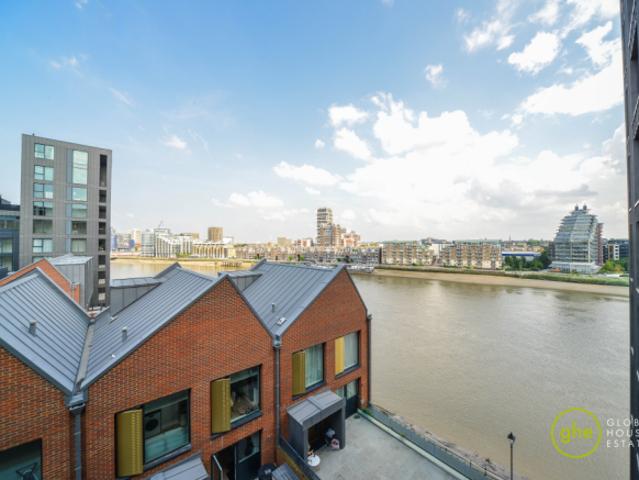 Flat for sale in Fulham, Greater London