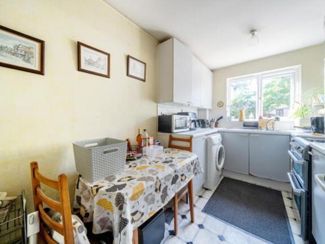 Flat for sale in Westborough, Surrey