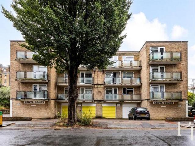Flat for sale in Brighton & Hove