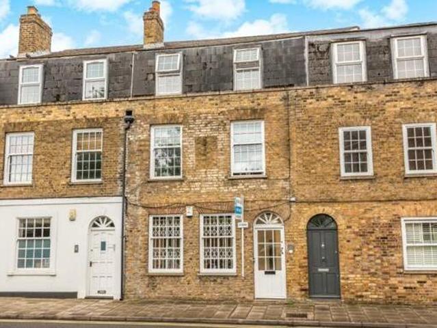 House for sale in Lambourn, West Berkshire