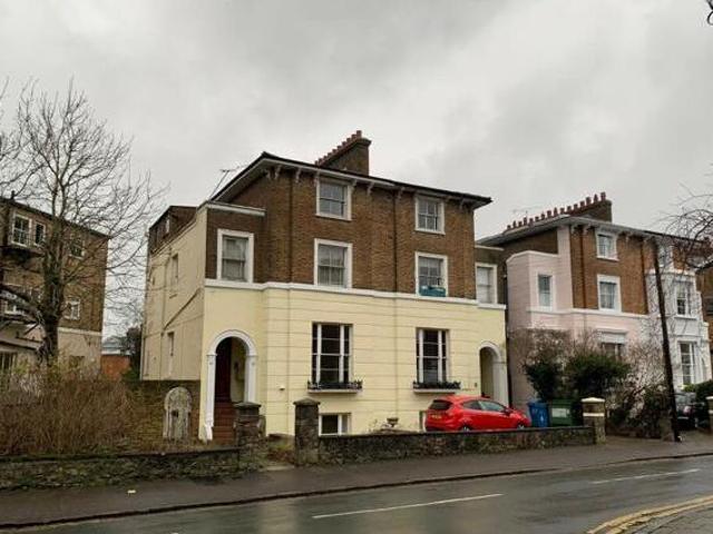 House for sale in Lambourn, West Berkshire