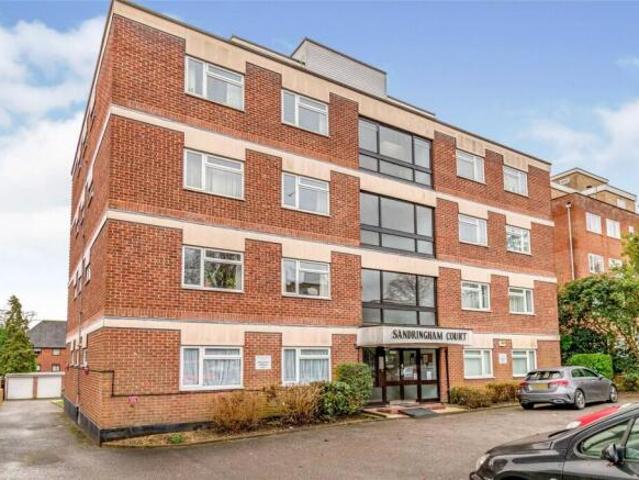 Flat for sale in Barton Stacey, Hampshire