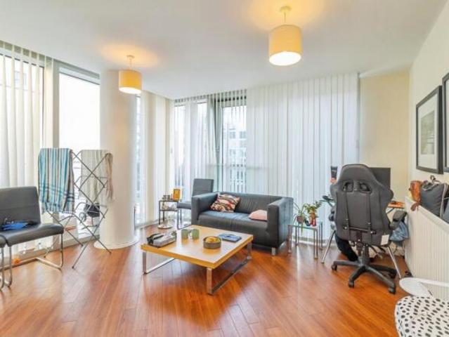 Flat for sale in City of Milton Keynes, England