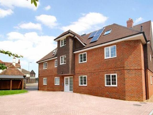 House for sale in Westfield, Woking