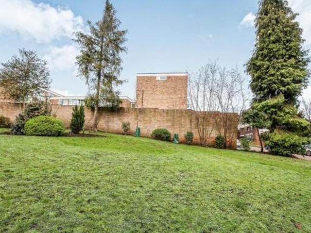House for sale in Horsell, Woking