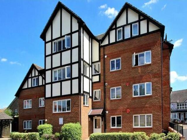 House for sale in Sheerwater, Woking