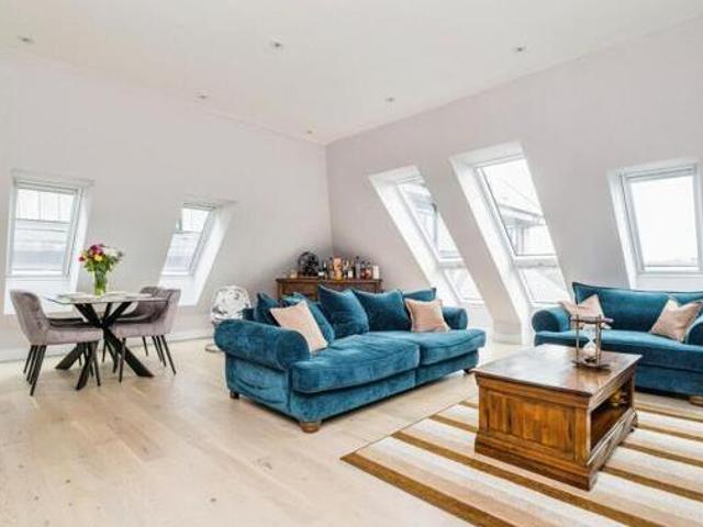House for sale in Sheerwater, Woking