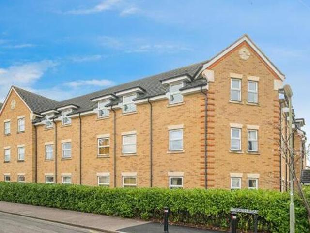 House for sale in Horsell, Woking