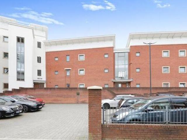 House for sale in Bilston, West Midlands