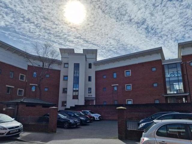 House for sale in Bilston, West Midlands