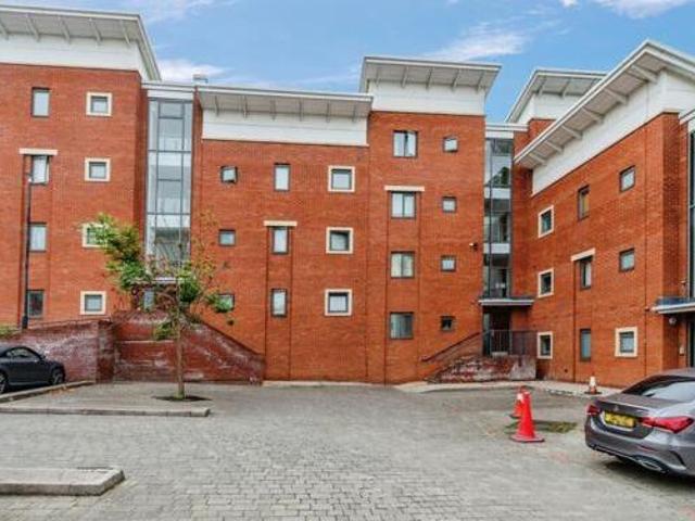 House for sale in Bilston, West Midlands