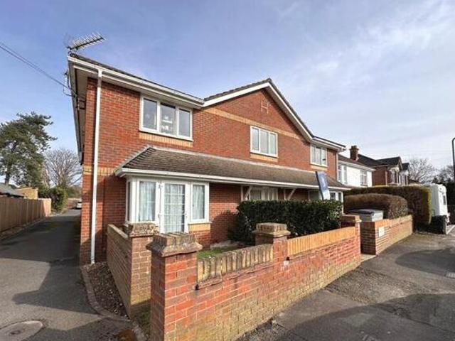 House for sale in Chilworth Old Village, Test Valley