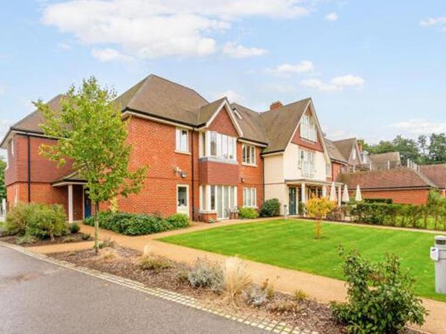House for sale in Hart, Hampshire