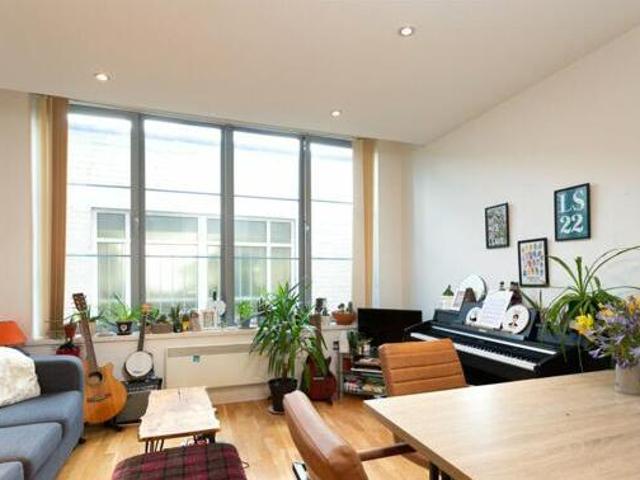 House for sale in High Field, York