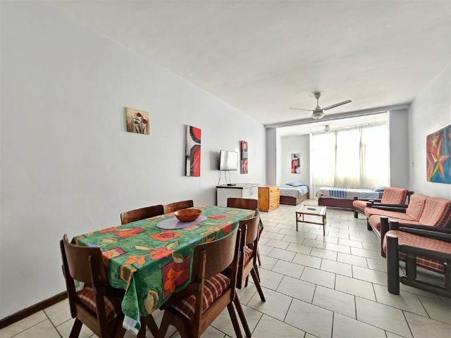 Flat for sale in Seaview, Kwazulu-natal