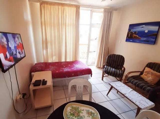 Flat for sale in Seaview, Kwazulu-natal