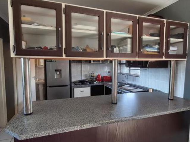 Flat for sale in UMhlathuze Municipality, Kwazulu-natal