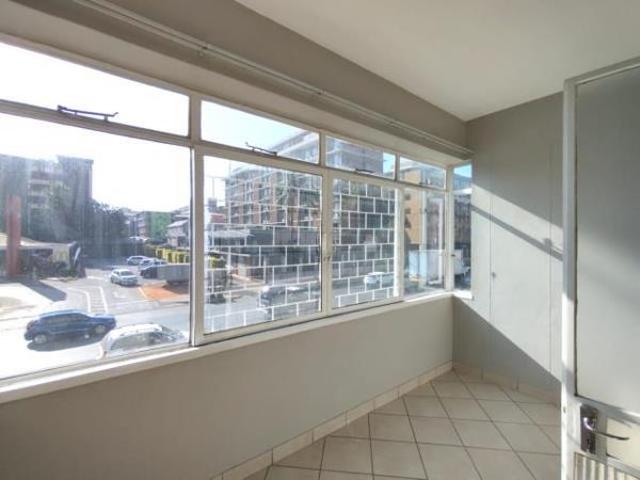 Flat for rent in Waterkloof, Gauteng
