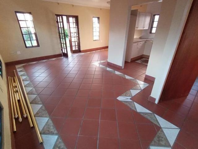 Room for rent in Waterkloof, Gauteng
