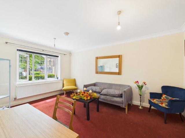 Apartment for rent in Reading