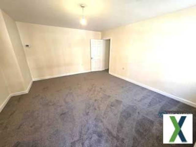 Flat for rent in Parkgate