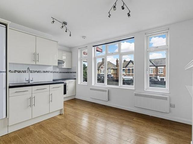 Apartment for rent in London Borough of Bromley, Greater London