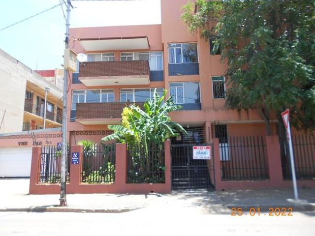 Flat for rent in Vosloorus, Gauteng
