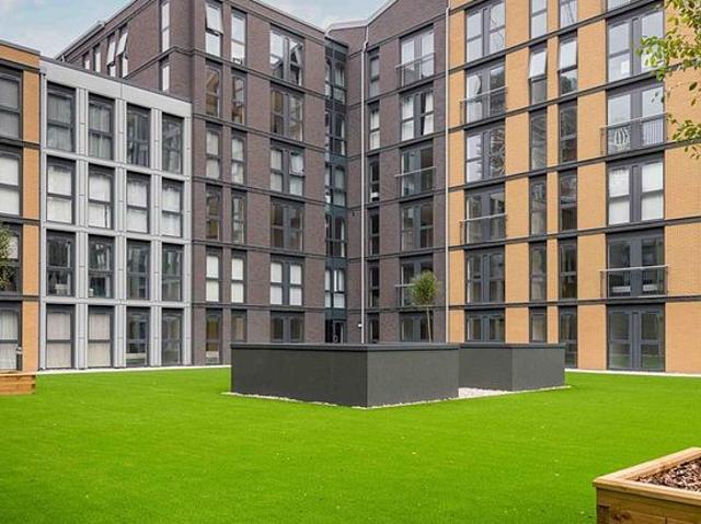 Apartment for rent in Park Central, Birmingham