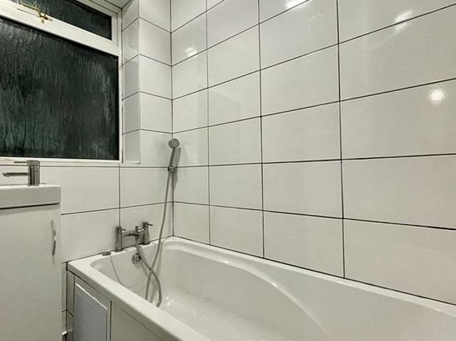 Apartment for rent in Elstree, Hertsmere