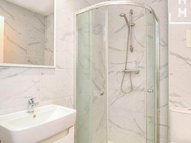 Apartment for rent in Elstree and Borehamwood, Borehamwood