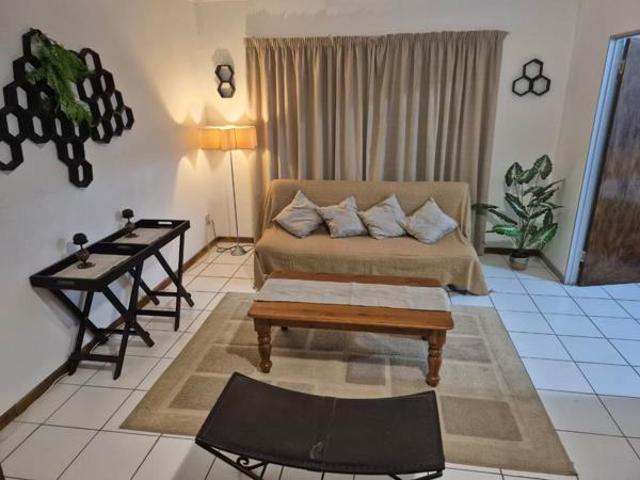 Flat for rent in Vosloorus, Gauteng