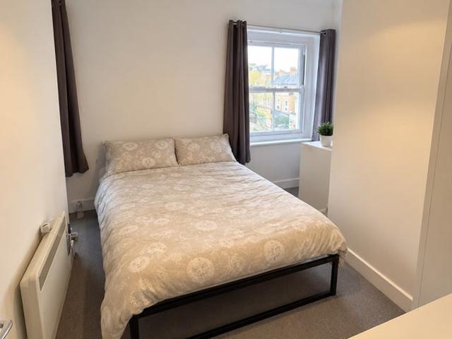 Apartment for rent in London Borough of Lambeth, Greater London