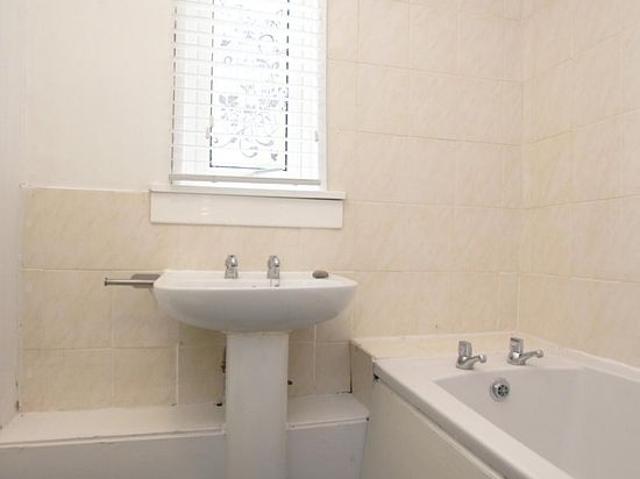 Apartment for rent in Clydebank, Scotland