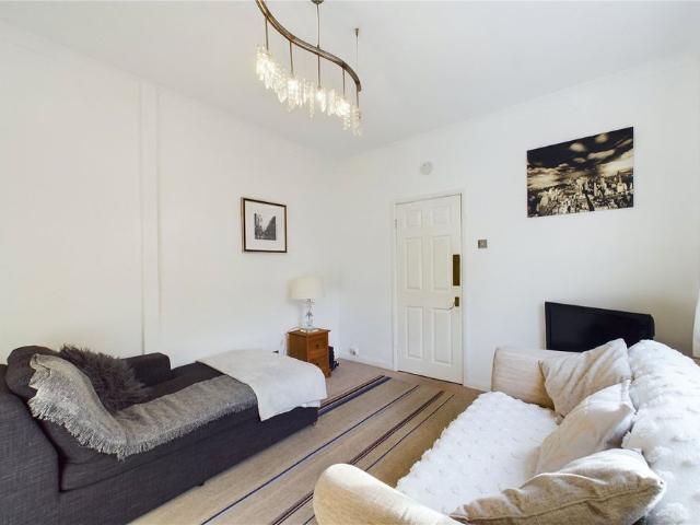 Apartment for rent in Maidenhead