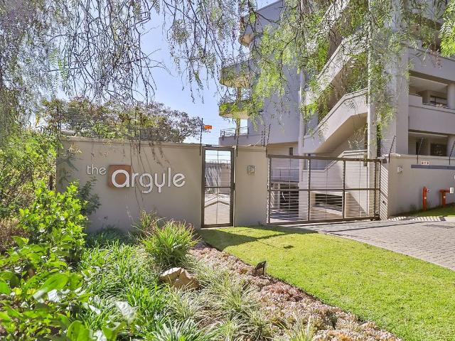 Flat for sale in Johannesburg
