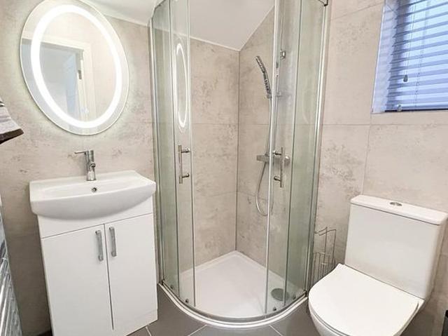 Apartment for rent in London Borough of Croydon, Thornton Heath