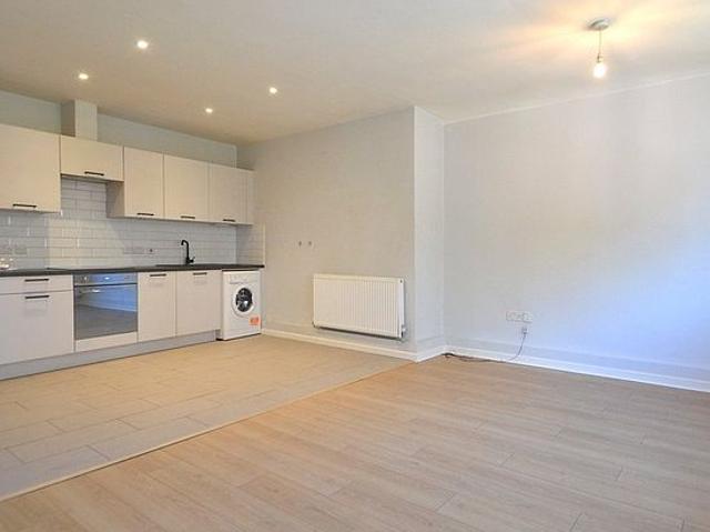 Apartment for rent in London Borough of Croydon, Greater London