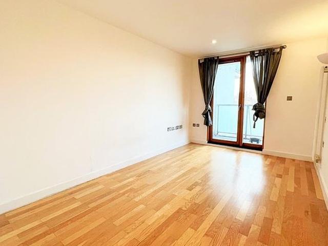 Apartment for rent in London Borough of Croydon, Greater London