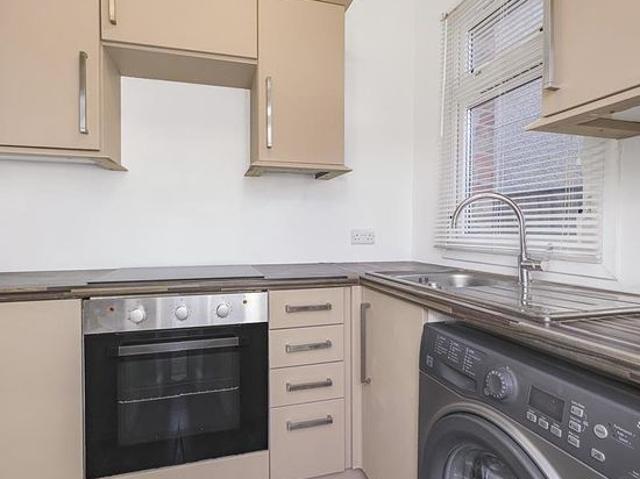 Apartment for rent in London Borough of Barking and Dagenham, Greater London
