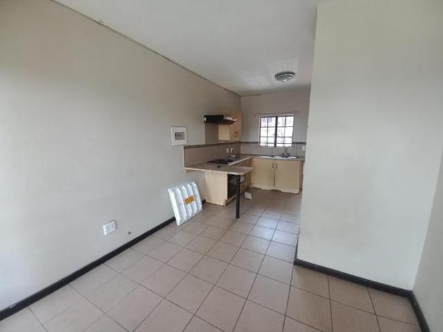 Flat for rent in eMalahleni, Emalahleni Local Municipality