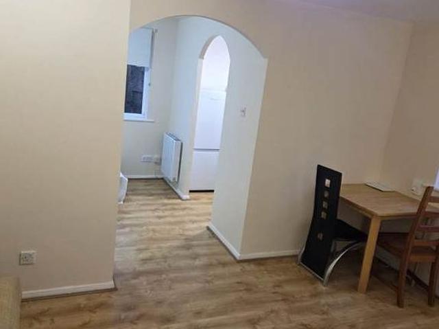Apartment for rent in Carterhatch, Greater London