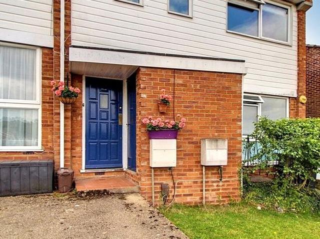 Apartment for rent in London Borough of Enfield, Greater London