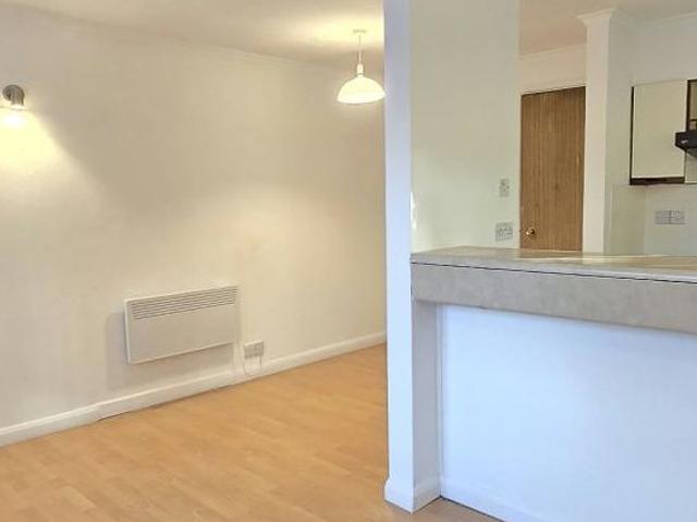 Apartment for rent in Carterhatch, Greater London