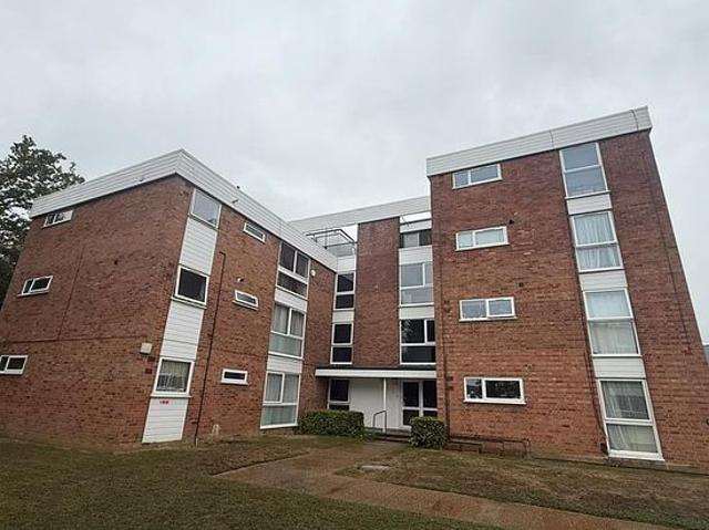 Apartment for rent in London Borough of Enfield, Greater London