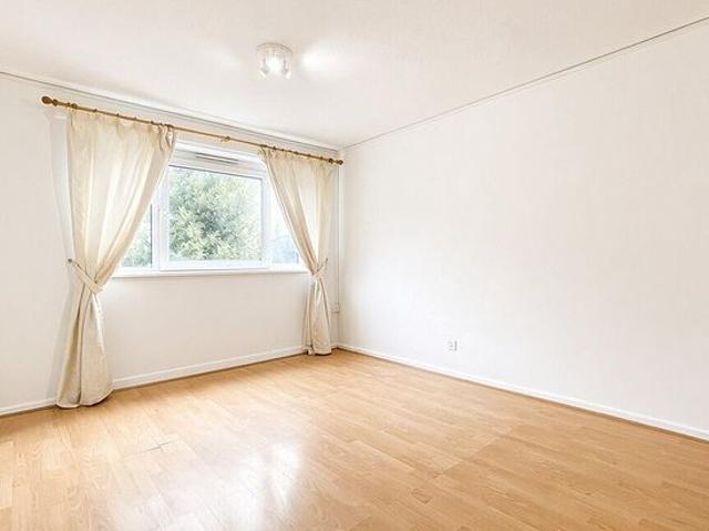 Apartment for rent in London Borough of Enfield, Greater London