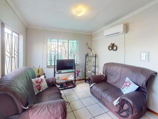 Flat for rent in Upington, ǁKhara Hais Local Municipality