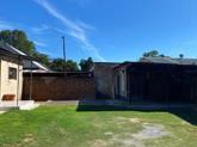 Flat for rent in Amathole District Municipality, Eastern Cape