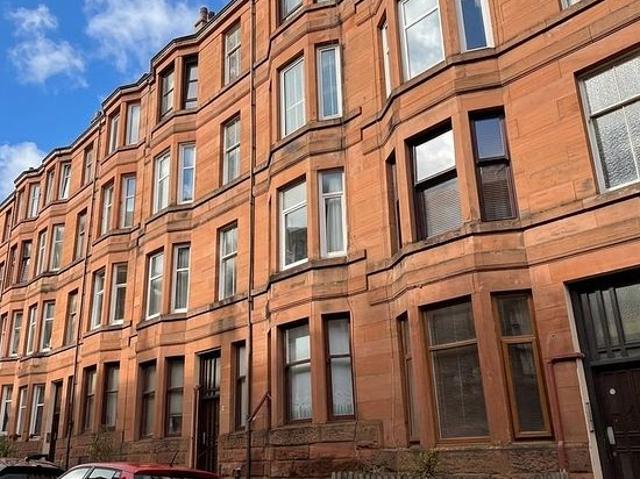 Apartment for rent in Thornwood, Glasgow
