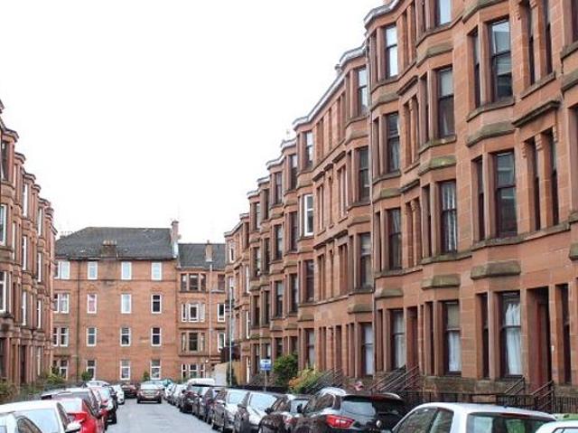 Apartment for rent in Thornwood, Glasgow